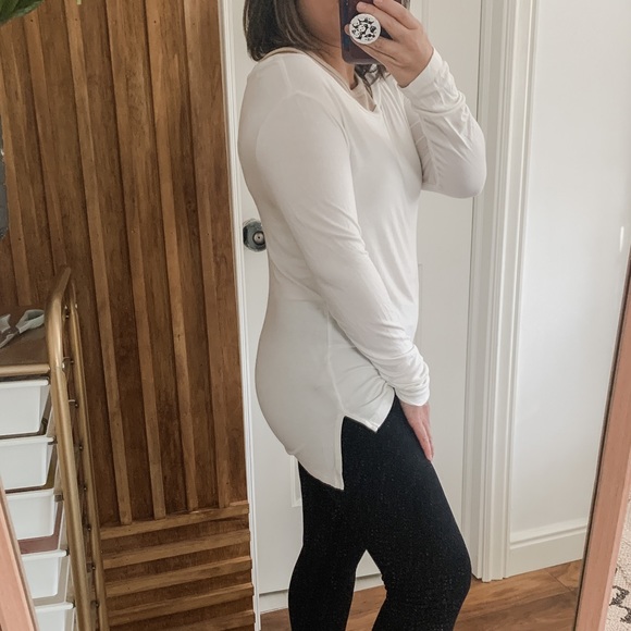 David Lerner Basic Pullover Longsleeve Top. Size XS - Picture 9 of 10